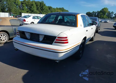 2010 Ford Crown Victoria Police/Police Interceptor из США, поврежденный, VIN 2FABP7BV4AX138879